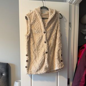 Cozy Cream Sleeveless Sweater Vest